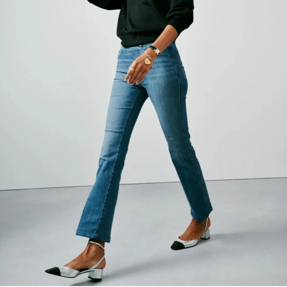 SPANX EveryWear Kick Flare Straight leg Jeans Vintage Indigo High Rise Stretch